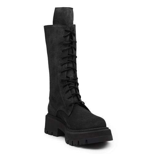 #suede
#black