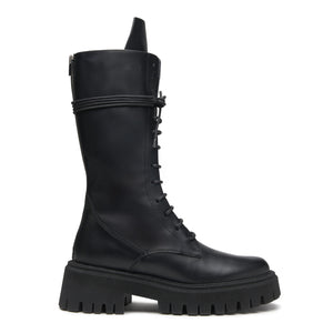 #boots
#black