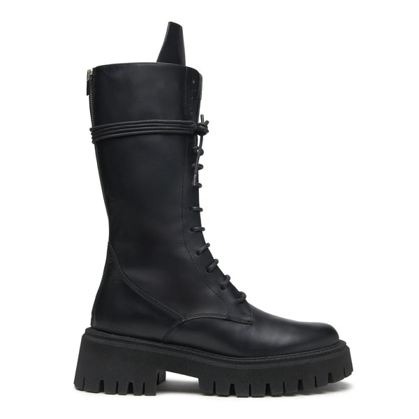 #boots
#black