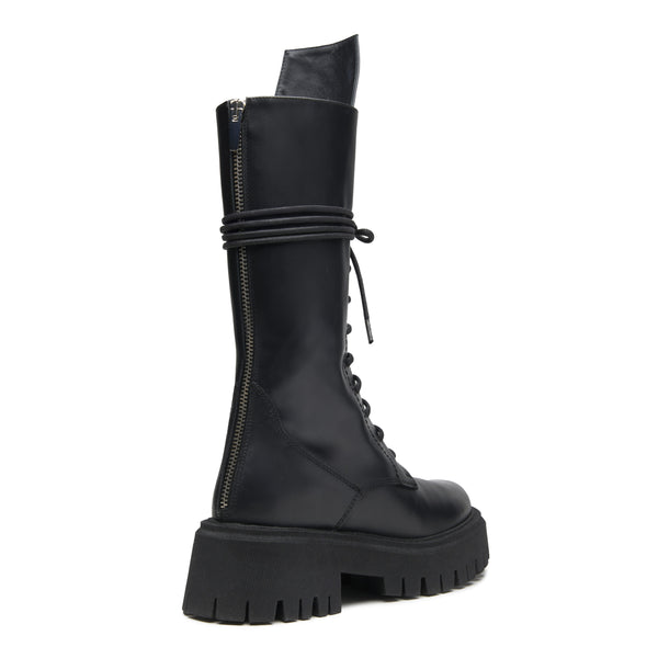 #boots
#black