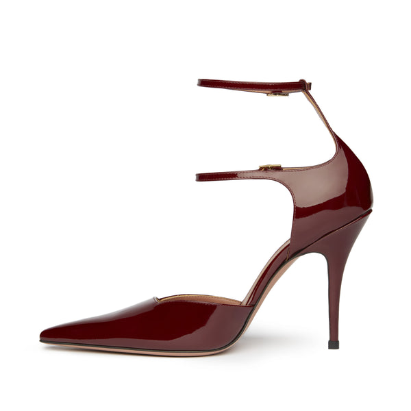 #pump
#burgundy