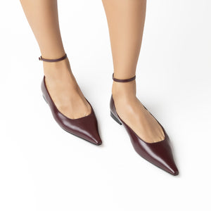 #flat
#burgundy