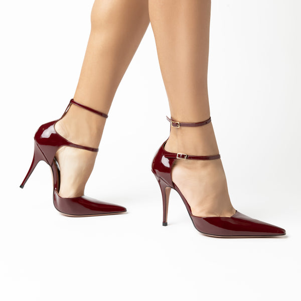 #pump
#burgundy