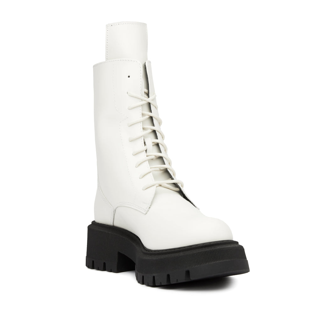 #boots
#off_white