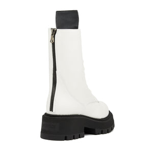 #boots
#off_white